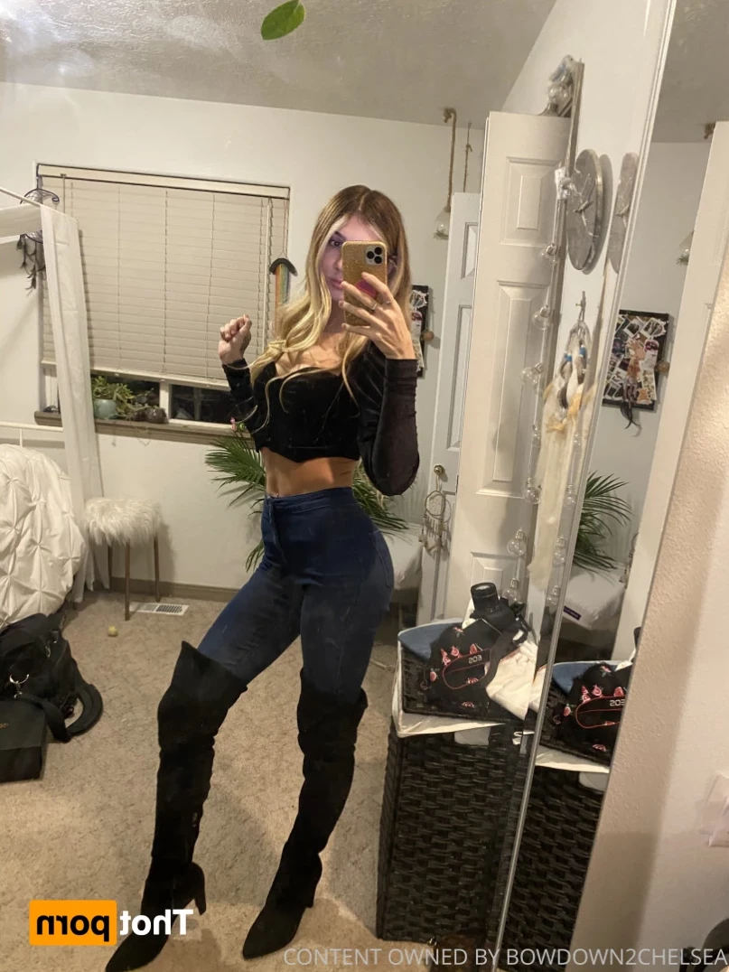 Princess Chelsea [ bowdown2chelsea ] Onlyfans leaked photo 16110296 on Hotleaks.tv