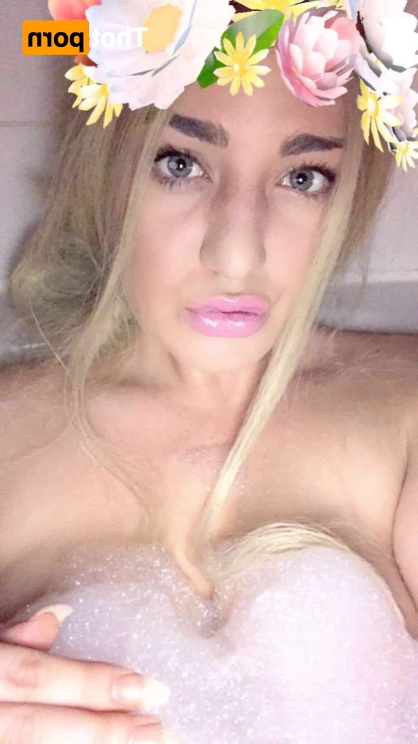 👑 Laylaa Louise | Currently Online! [ laylaa-louise ] Onlyfans leaked photo 13577977 on Hotleaks.tv
