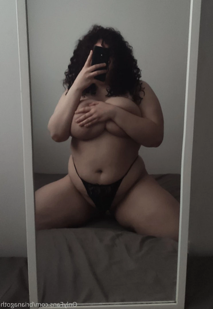 Briana 🦇 [ brianagoth ] Onlyfans leaked photo 13258178 on Hotleaks.tv