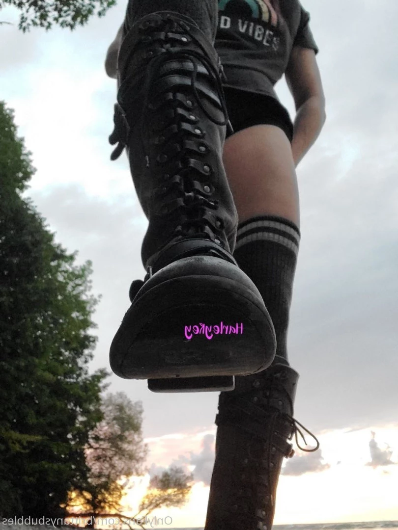Brittany Andrews [ brittany_andrews ] Onlyfans leaked photo 9486316 on Hotleaks.tv