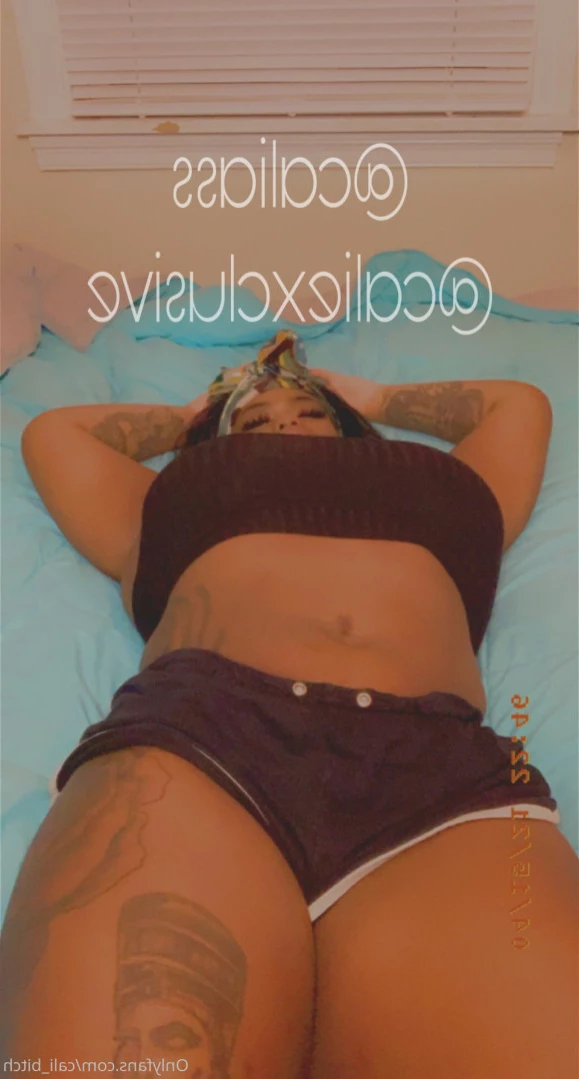 𝔽𝕦𝕝𝕝 𝕧𝕚𝕕𝕖𝕠𝕤 𝕠𝕟 𝕨𝕒𝕝𝕝😝😜 [ caliass ] Onlyfans leaked photo 10994104 on Hotleaks.tv