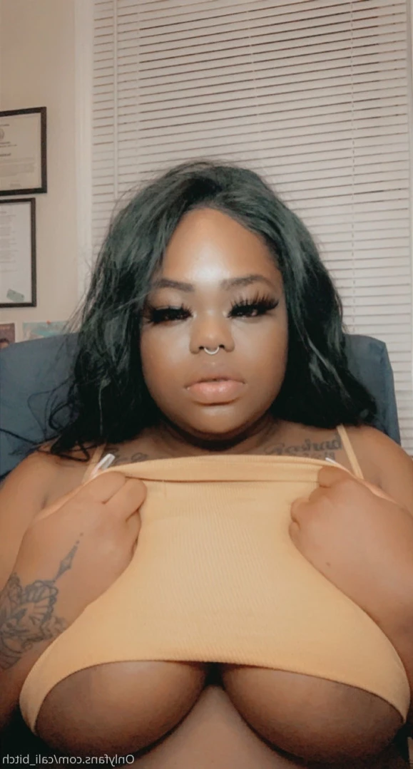 𝔽𝕦𝕝𝕝 𝕧𝕚𝕕𝕖𝕠𝕤 𝕠𝕟 𝕨𝕒𝕝𝕝😝😜 [ caliass ] Onlyfans leaked photo 11111122 on Hotleaks.tv