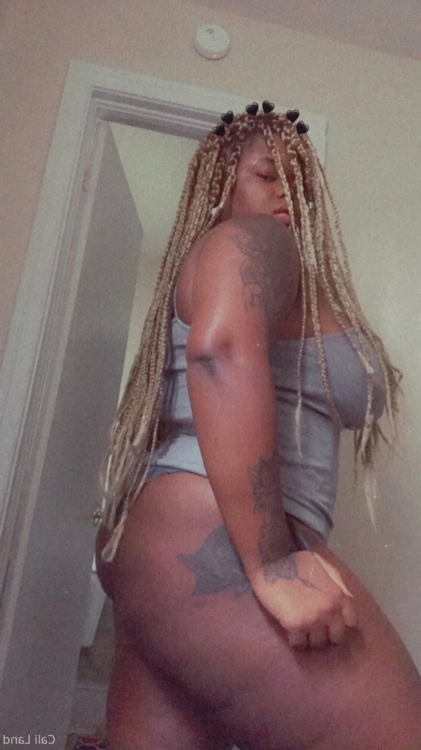 𝔽𝕦𝕝𝕝 𝕧𝕚𝕕𝕖𝕠𝕤 𝕠𝕟 𝕨𝕒𝕝𝕝😝😜 [ caliass ] Onlyfans leaked photo 11629782 on Hotleaks.tv