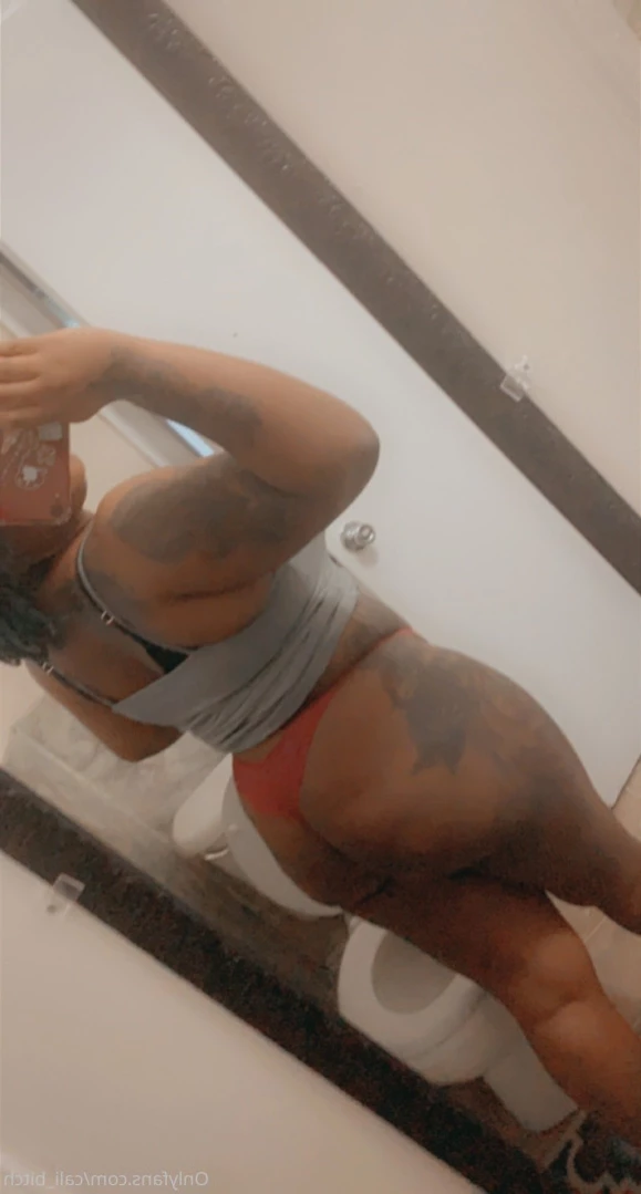 𝔽𝕦𝕝𝕝 𝕧𝕚𝕕𝕖𝕠𝕤 𝕠𝕟 𝕨𝕒𝕝𝕝😝😜 [ caliass ] Onlyfans leaked photo 12491816 on Hotleaks.tv