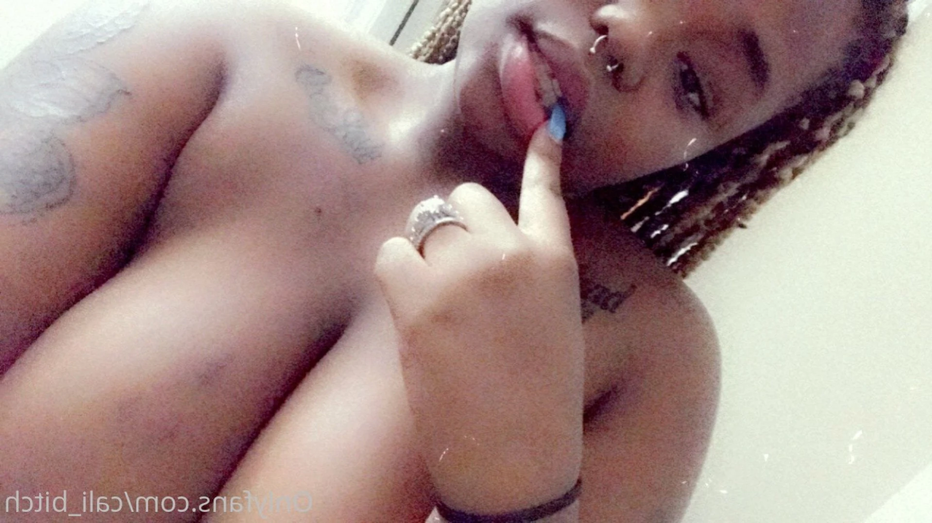 𝔽𝕦𝕝𝕝 𝕧𝕚𝕕𝕖𝕠𝕤 𝕠𝕟 𝕨𝕒𝕝𝕝😝😜 [ caliass ] Onlyfans leaked photo 12773665 on Hotleaks.tv