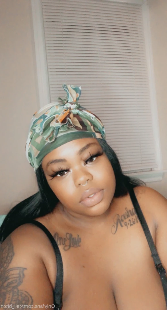 𝔽𝕦𝕝𝕝 𝕧𝕚𝕕𝕖𝕠𝕤 𝕠𝕟 𝕨𝕒𝕝𝕝😝😜 [ caliass ] Onlyfans leaked photo 14556102 on Hotleaks.tv
