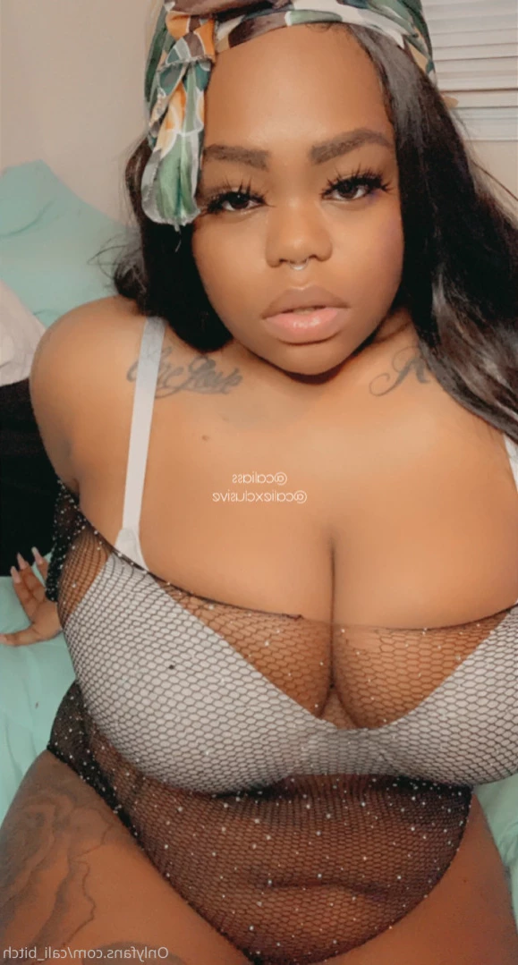 𝔽𝕦𝕝𝕝 𝕧𝕚𝕕𝕖𝕠𝕤 𝕠𝕟 𝕨𝕒𝕝𝕝😝😜 [ caliass ] Onlyfans leaked photo 14994735 on Hotleaks.tv