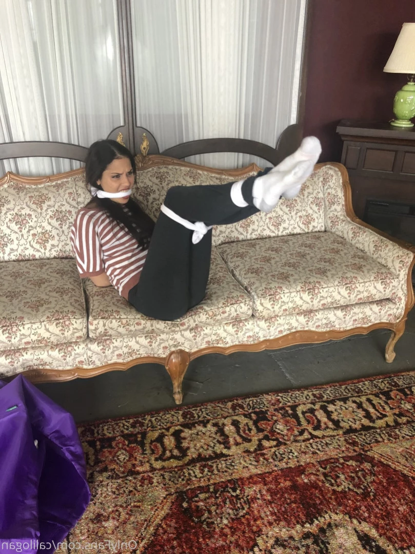 Cali Logan [ calilogan ] Onlyfans leaked photo 12943608 on Hotleaks.tv