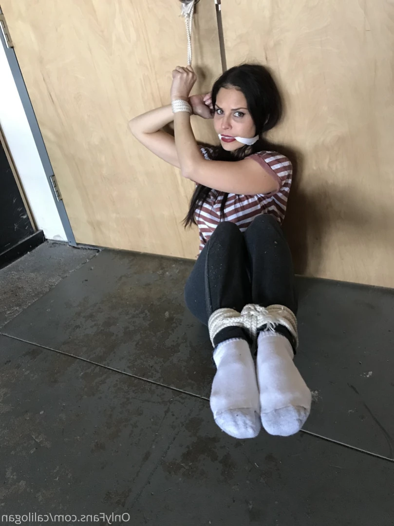 Cali Logan [ calilogan ] Onlyfans leaked photo 14643542 on Hotleaks.tv