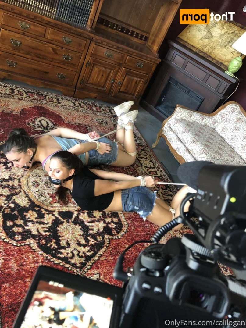 Cali Logan [ calilogan ] Onlyfans leaked photo 14885622 on Hotleaks.tv