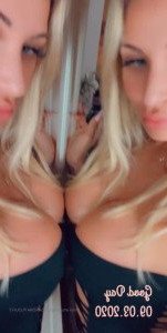Cassandra plouffe [ cassandra_plouffe ] Onlyfans leaked video 8373632 on Hotleaks.tv