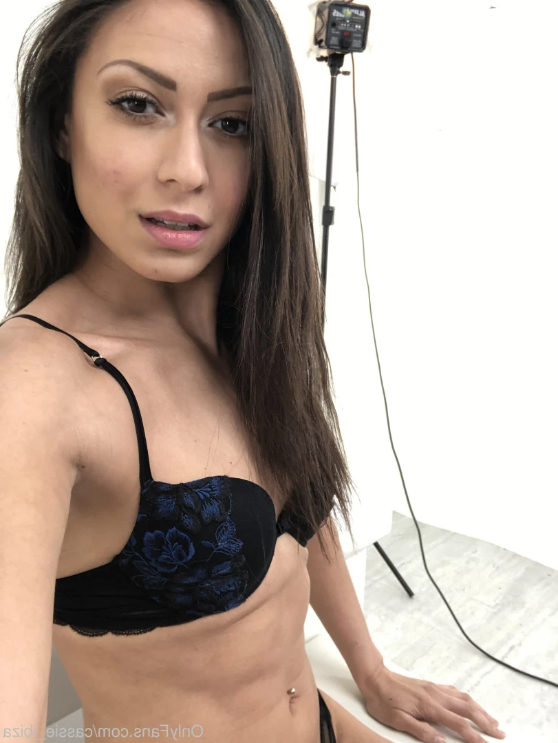 Cassie Del Isla [ cassie_ibiza ] Onlyfans leaked photo 9235627 on Hotleaks.tv