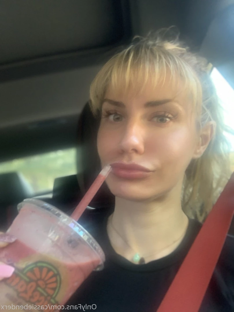 Cassie Bender [ cassiebenderfit ] Onlyfans leaked photo 11112032 on Hotleaks.tv
