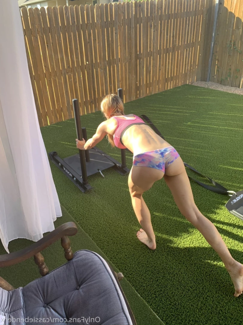 Cassie Bender [ cassiebenderfit ] Onlyfans leaked photo 11112105 on Hotleaks.tv