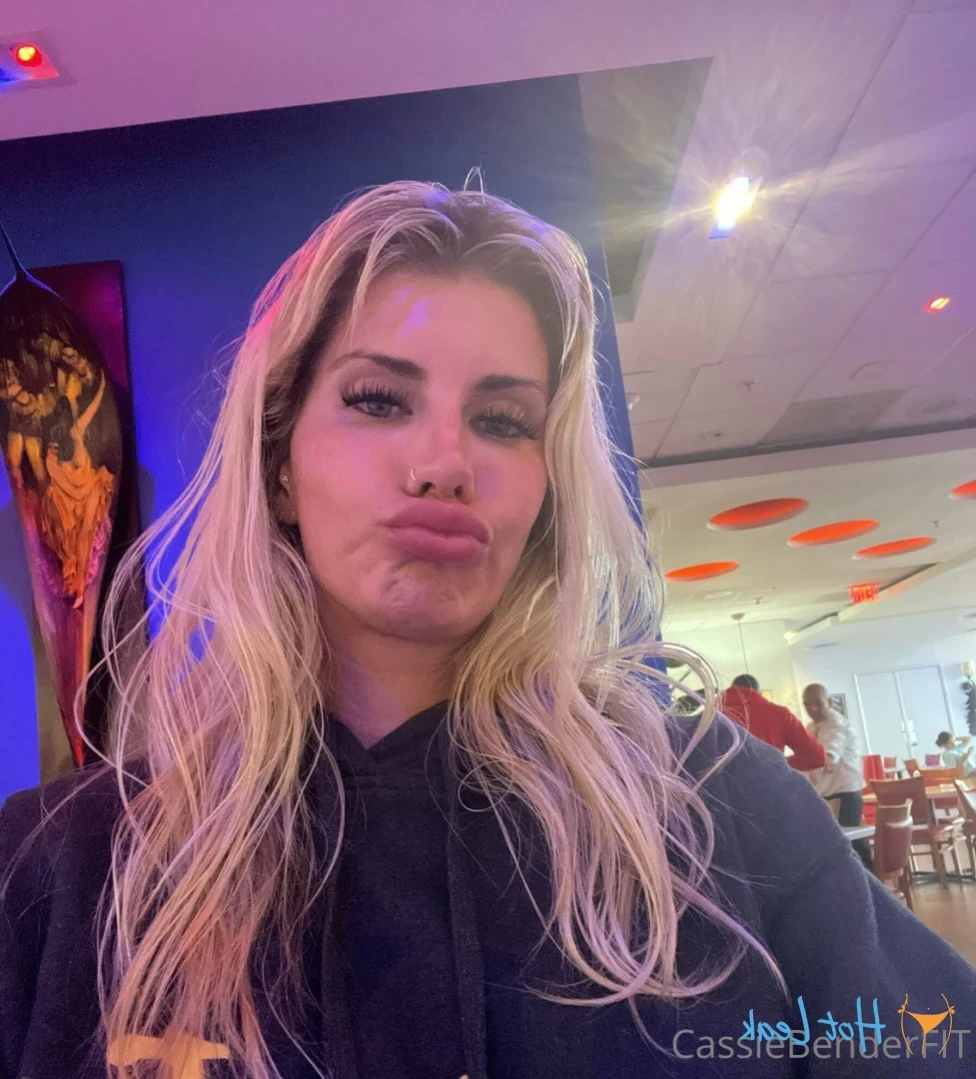 Cassie Bender [ cassiebenderfit ] Onlyfans leaked photo 12345795 on Hotleaks.tv