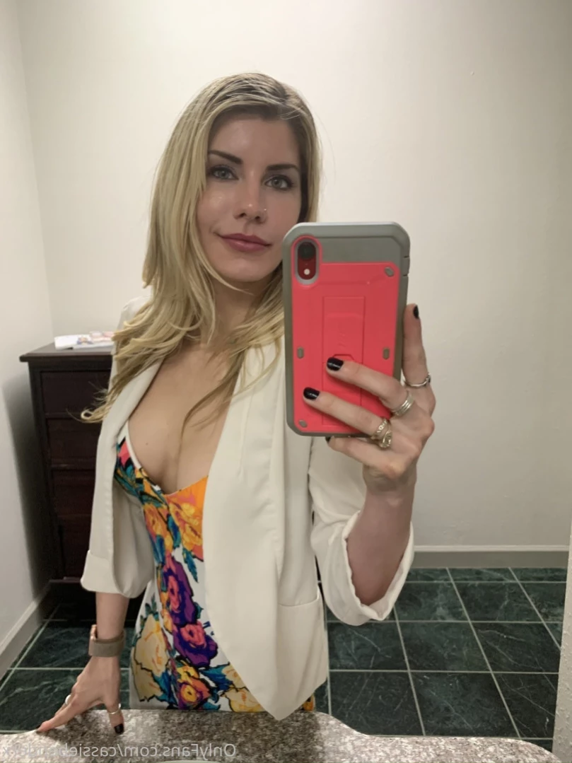 Cassie Bender [ cassiebenderfit ] Onlyfans leaked photo 12388860 on Hotleaks.tv