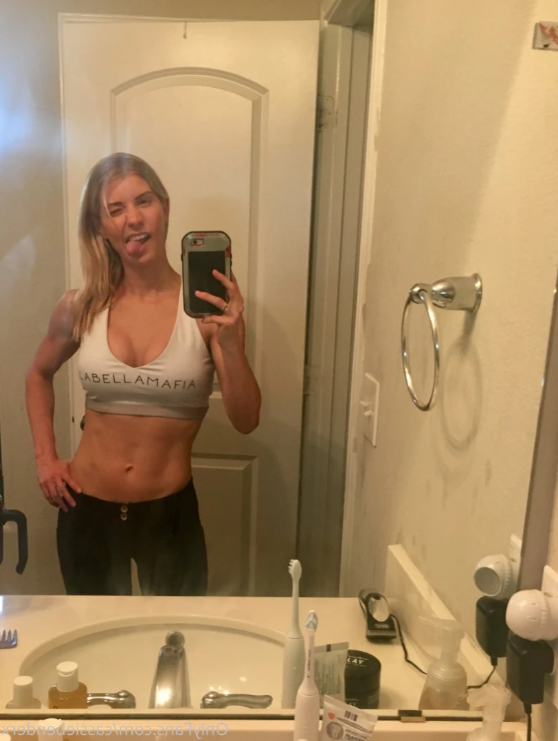 Cassie Bender [ cassiebenderfit ] Onlyfans leaked photo 14878310 on Hotleaks.tv