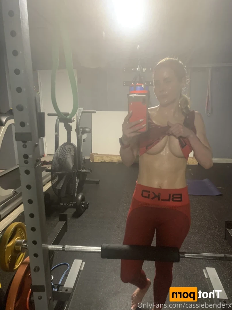 Cassie Bender [ cassiebenderfit ] Onlyfans leaked photo 15038124 on Hotleaks.tv