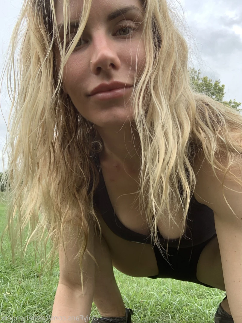 Cassie Bender [ cassiebenderfit ] Onlyfans leaked photo 15642124 on Hotleaks.tv