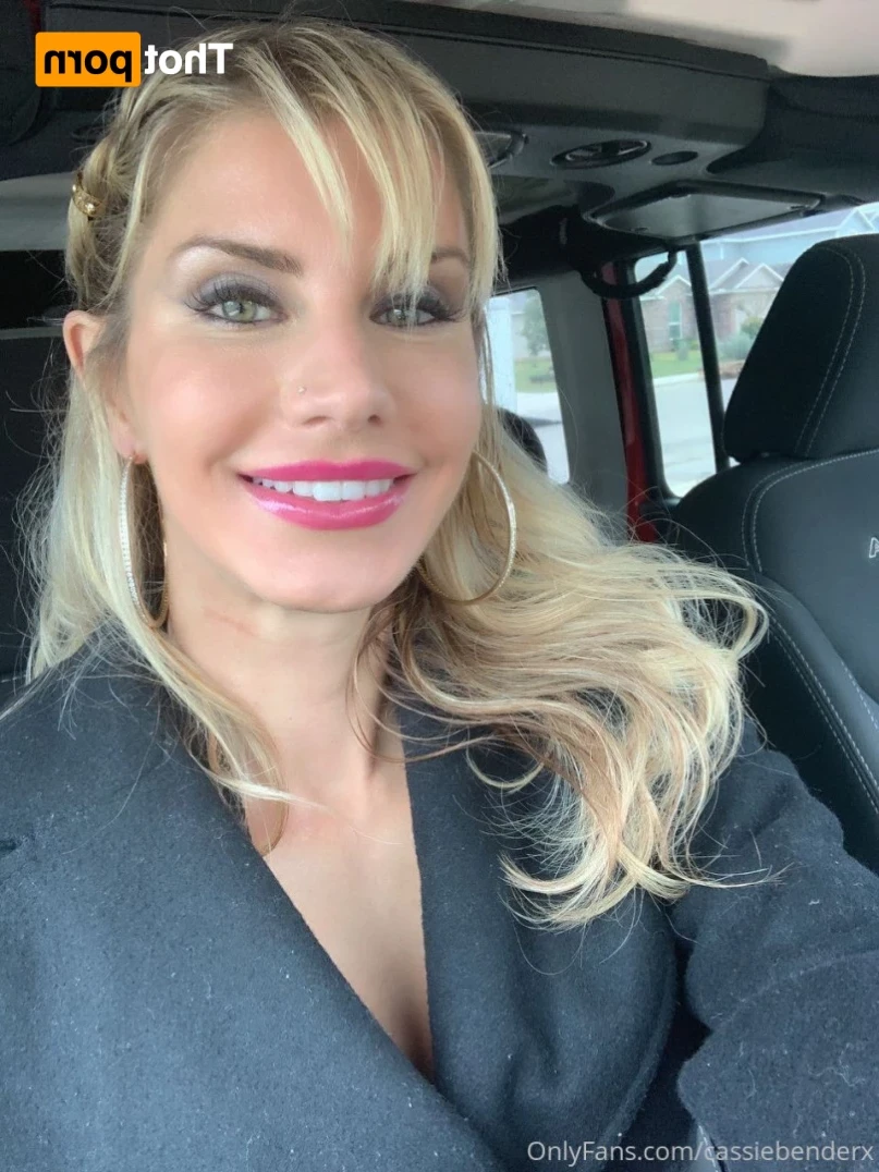 Cassie Bender [ cassiebenderfit ] Onlyfans leaked photo 15781309 on Hotleaks.tv