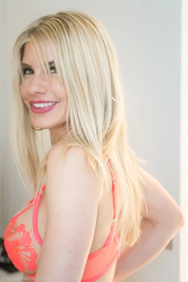 Cassie Bender [ cassiebenderfit ] Onlyfans leaked photo 15971972 on Hotleaks.tv