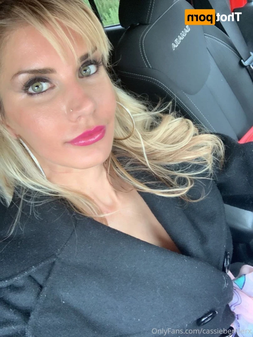 Cassie Bender [ cassiebenderfit ] Onlyfans leaked photo 15972007 on Hotleaks.tv