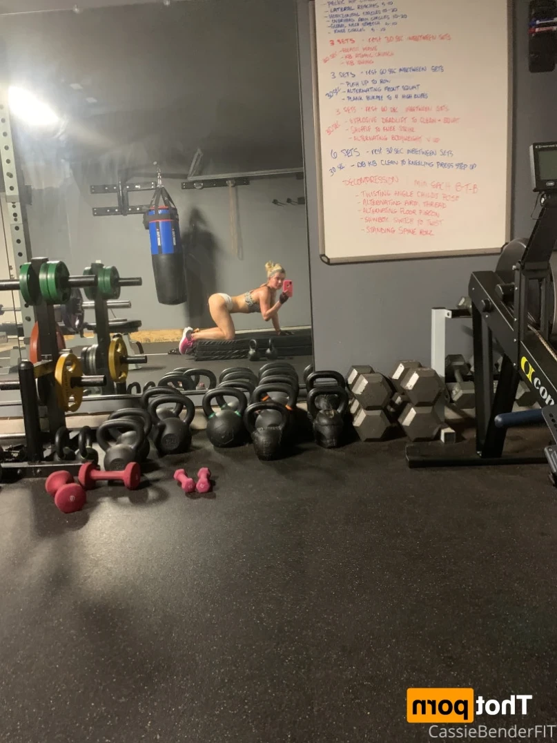 Cassie Bender [ cassiebenderfit ] Onlyfans leaked photo 16025956 on Hotleaks.tv