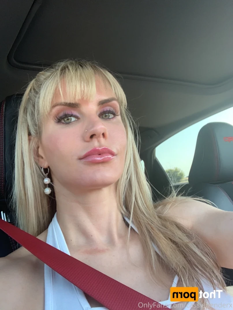 Cassie Bender [ cassiebenderfit ] Onlyfans leaked photo 16047361 on Hotleaks.tv