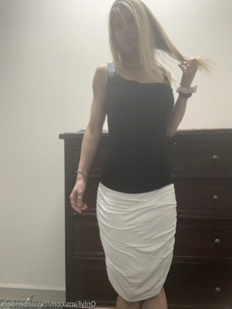 Cassie Bender [ cassiebenderfit ] Onlyfans leaked photo 16241126 on Hotleaks.tv