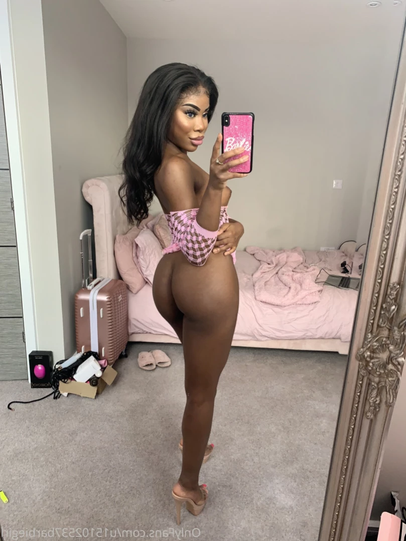 Celia [ loveceliaa ] Onlyfans leaked photo 12499390 on Hotleaks.tv
