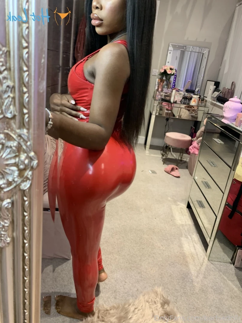 Celia [ loveceliaa ] Onlyfans leaked photo 14468612 on Hotleaks.tv