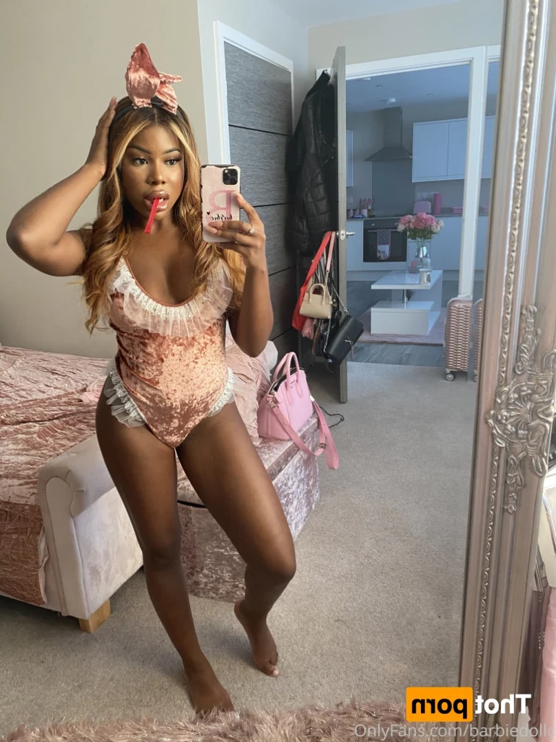 Celia [ loveceliaa ] Onlyfans leaked photo 14857658 on Hotleaks.tv