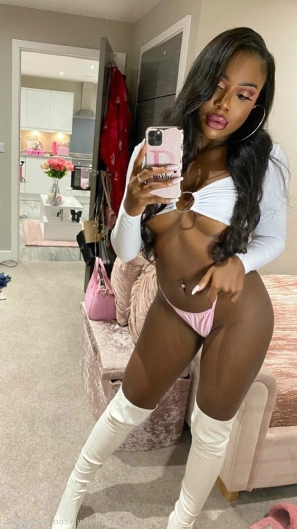 Celia [ loveceliaa ] Onlyfans leaked photo 14899397 on Hotleaks.tv