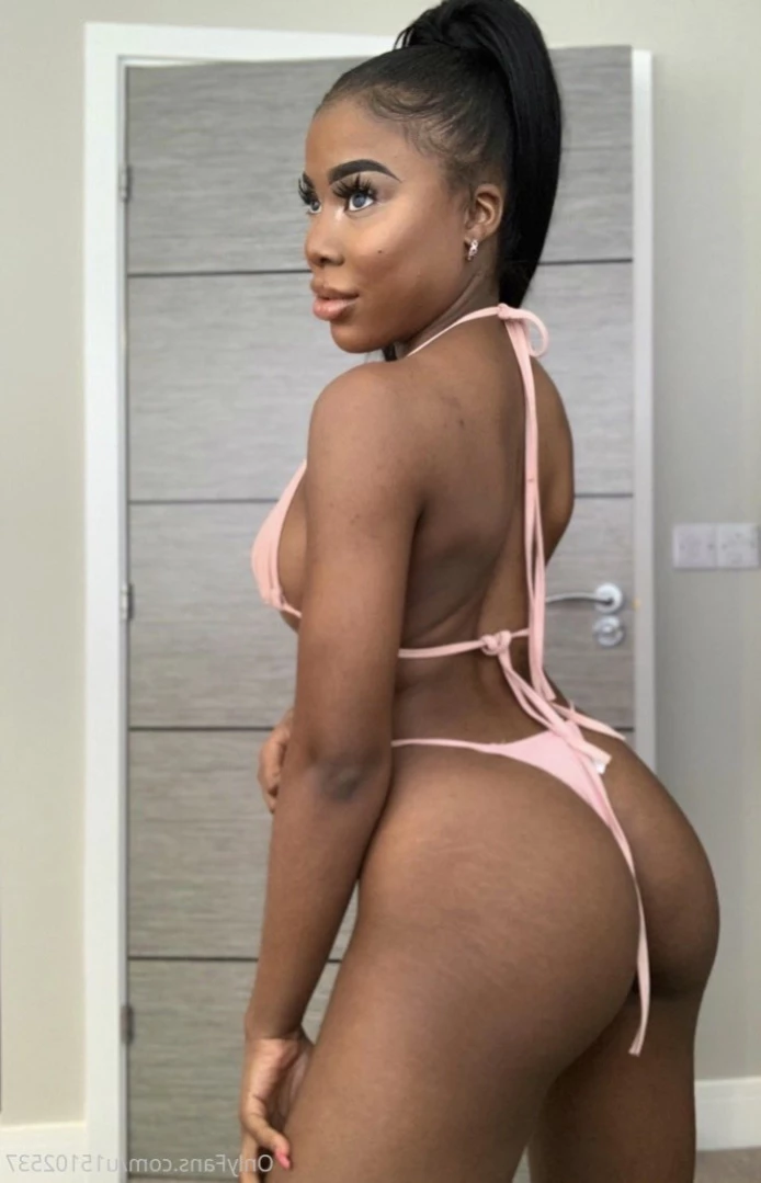 Celia [ loveceliaa ] Onlyfans leaked photo 16202289 on Hotleaks.tv