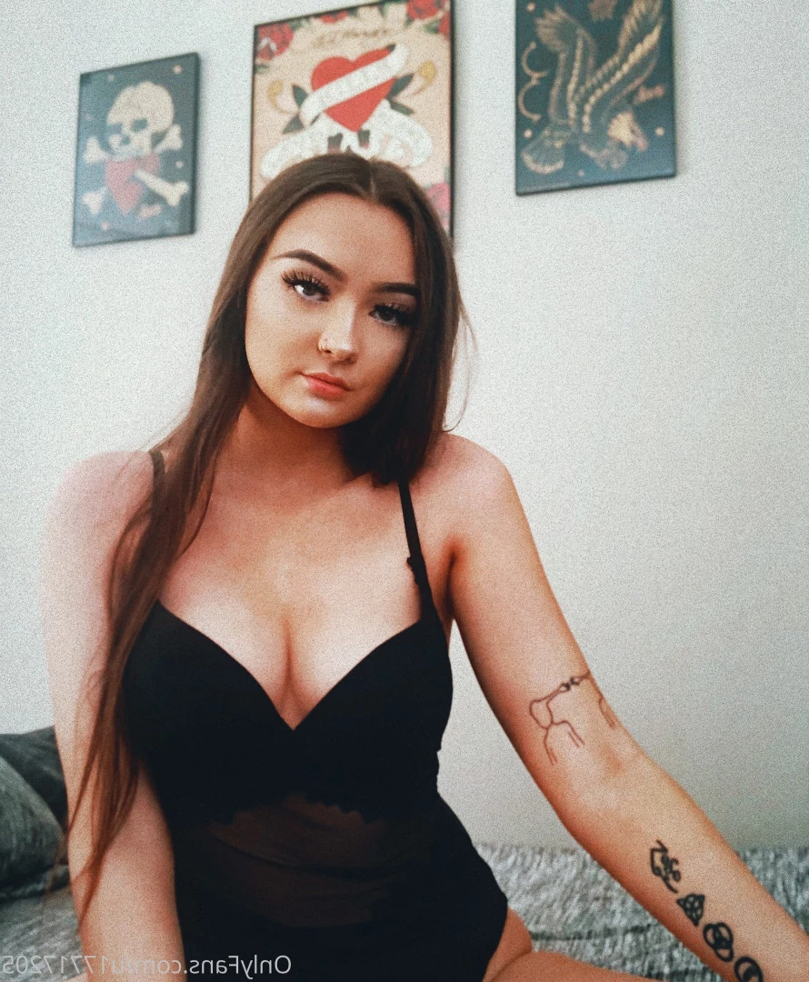 Chloe [ chloejj7 ] Onlyfans leaked photo 10215860 on Hotleaks.tv