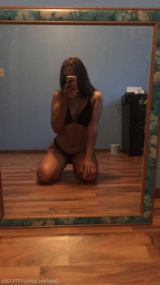 Chloe [ chloejj7 ] Onlyfans leaked photo 10215974 on Hotleaks.tv