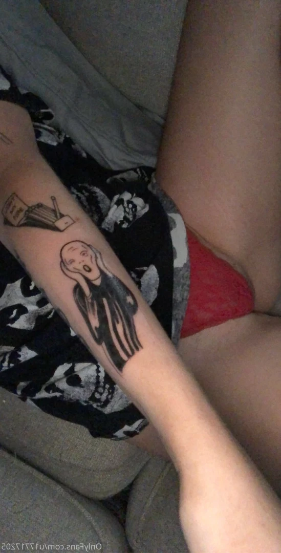 Chloe [ chloejj7 ] Onlyfans leaked photo 10216120 on Hotleaks.tv