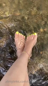 Goddess Cinnamon VIP👣👸🏻 [ cinnamonfeet2 ] Onlyfans leaked video 10533540 on Hotleaks.tv