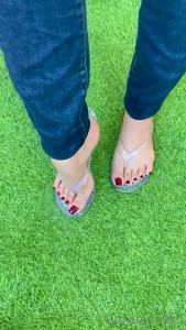 Goddess Cinnamon VIP👣👸🏻 [ cinnamonfeet2 ] Onlyfans leaked video 10533550 on Hotleaks.tv