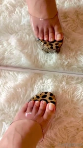 Goddess Cinnamon VIP👣👸🏻 [ cinnamonfeet2 ] Onlyfans leaked video 10533668 on Hotleaks.tv