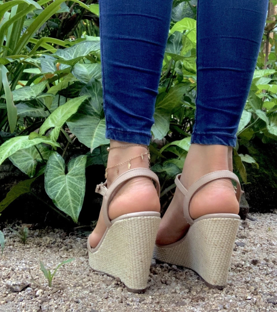 Goddess Cinnamon VIP👣👸🏻 [ cinnamonfeet2 ] Onlyfans leaked photo 10892991 on Hotleaks.tv