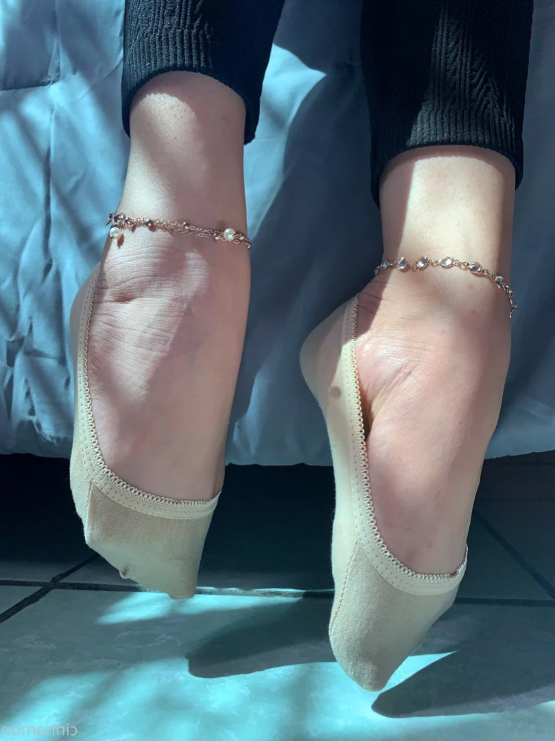 Goddess Cinnamon VIP👣👸🏻 [ cinnamonfeet2 ] Onlyfans leaked photo 11015346 on Hotleaks.tv