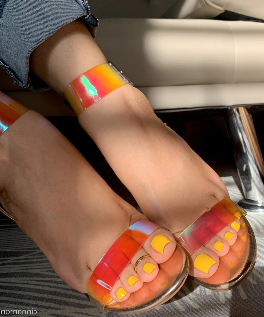 Goddess Cinnamon VIP👣👸🏻 [ cinnamonfeet2 ] Onlyfans leaked photo 11116120 on Hotleaks.tv