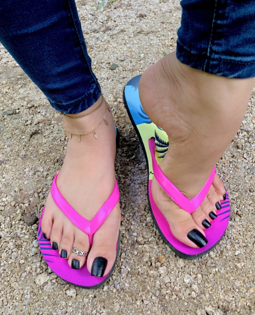Goddess Cinnamon VIP👣👸🏻 [ cinnamonfeet2 ] Onlyfans leaked photo 11116163 on Hotleaks.tv