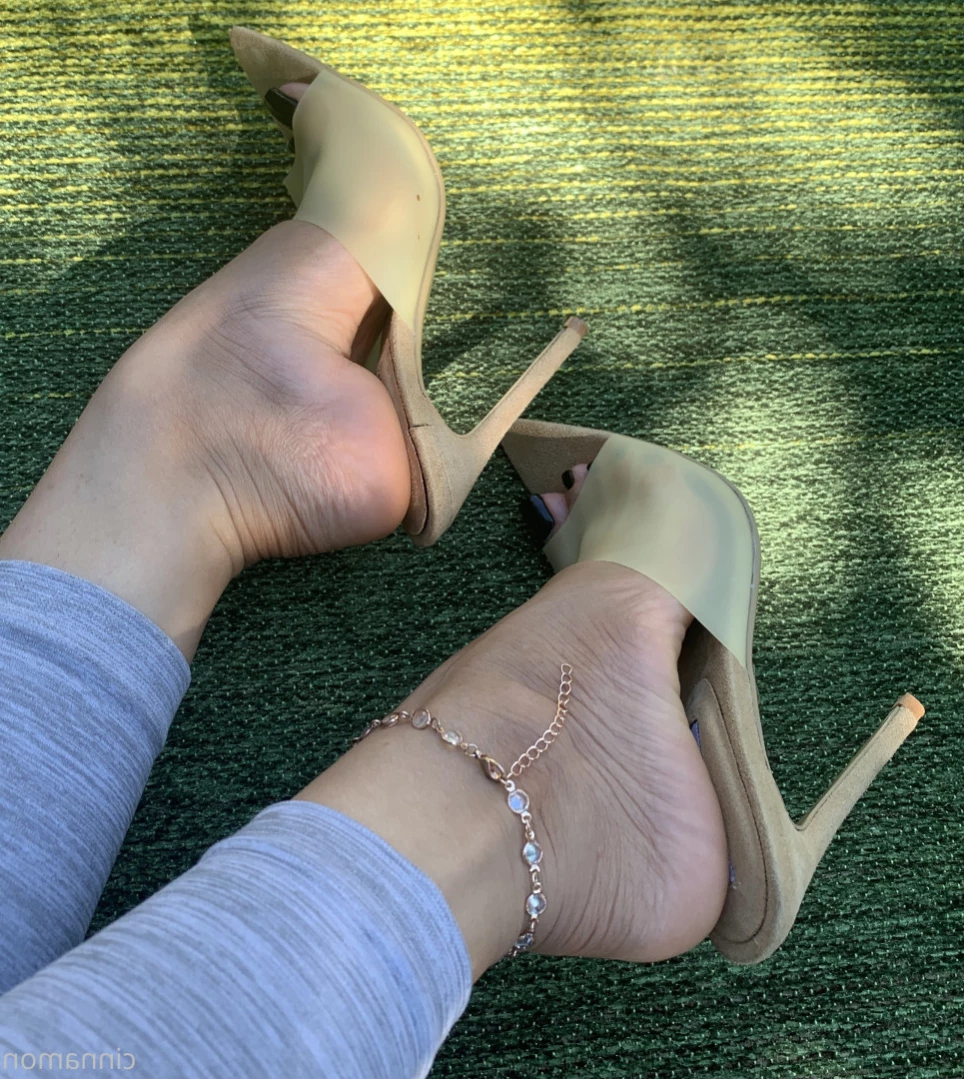 Goddess Cinnamon VIP👣👸🏻 [ cinnamonfeet2 ] Onlyfans leaked photo 11116201 on Hotleaks.tv