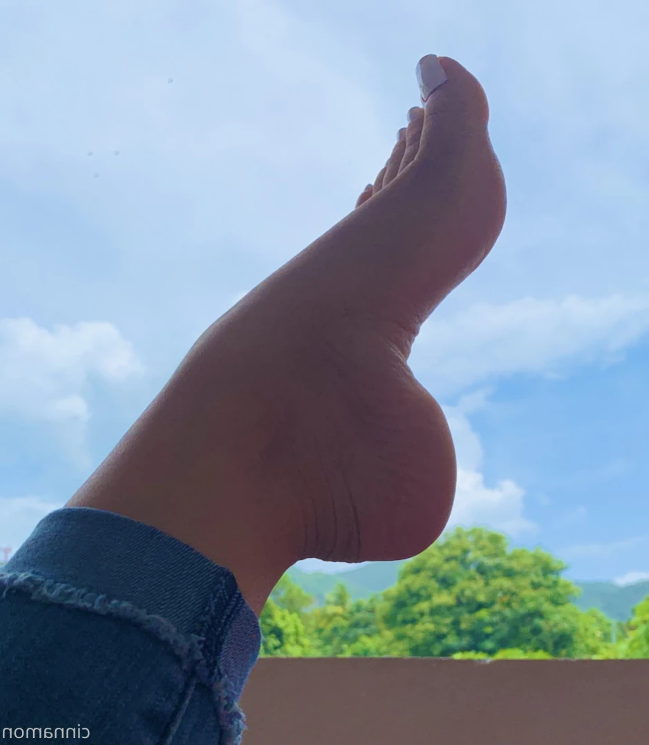 Goddess Cinnamon VIP👣👸🏻 [ cinnamonfeet2 ] Onlyfans leaked photo 11116205 on Hotleaks.tv