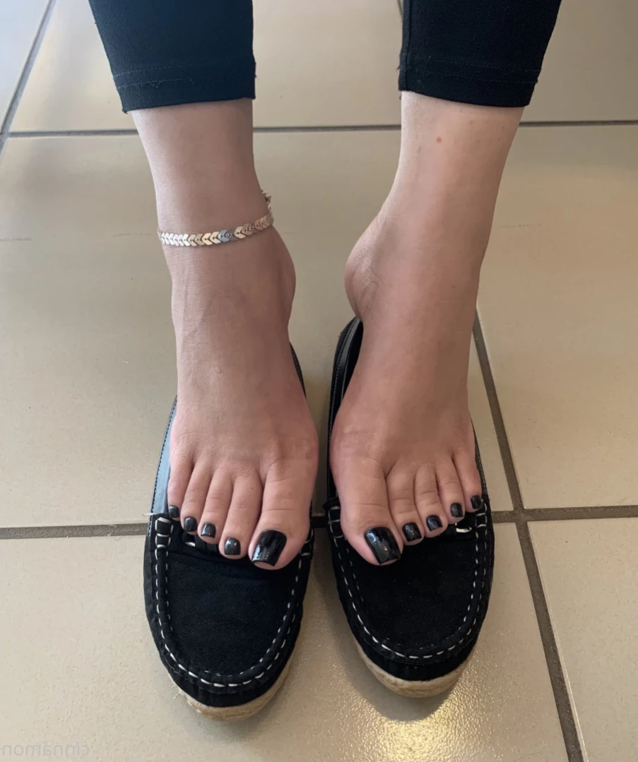 Goddess Cinnamon VIP👣👸🏻 [ cinnamonfeet2 ] Onlyfans leaked photo 11116252 on Hotleaks.tv