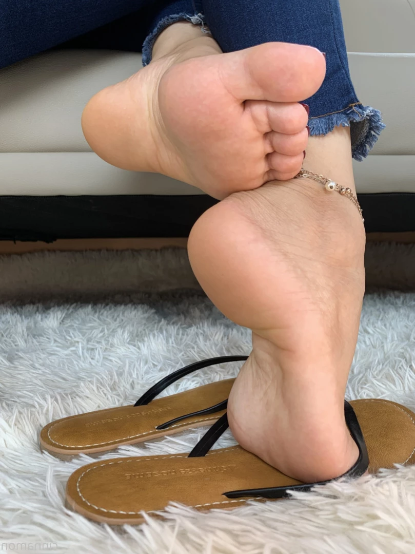 Goddess Cinnamon VIP👣👸🏻 [ cinnamonfeet2 ] Onlyfans leaked photo 11116291 on Hotleaks.tv