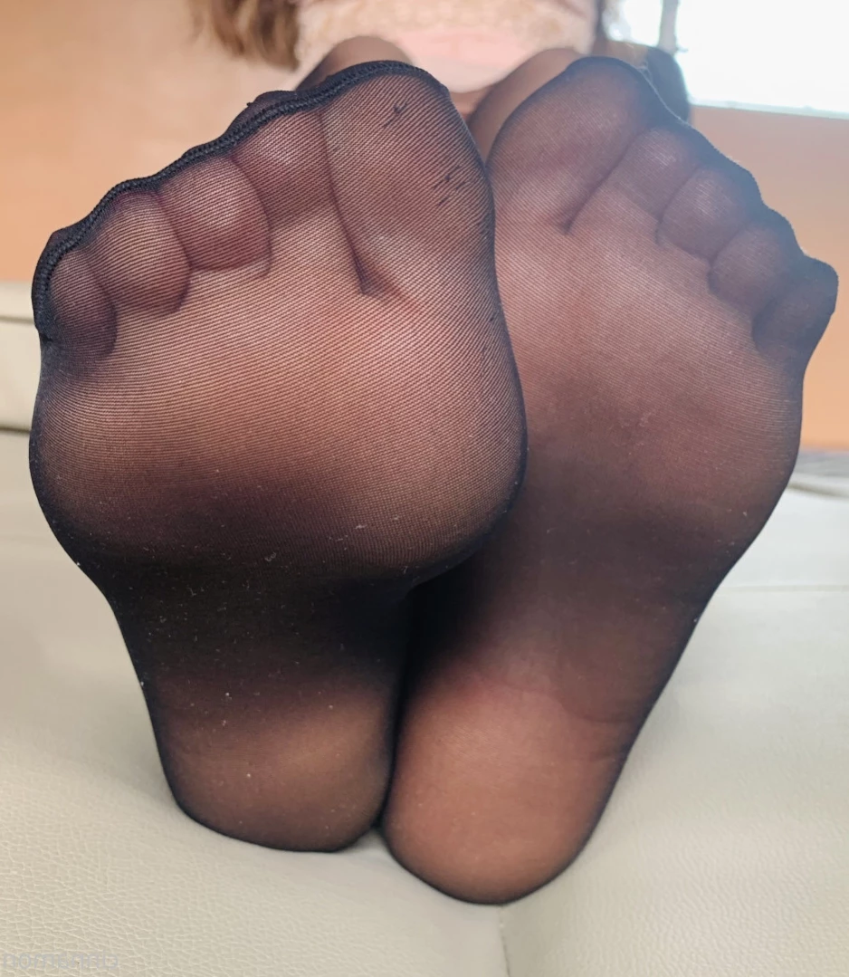 Goddess Cinnamon VIP👣👸🏻 [ cinnamonfeet2 ] Onlyfans leaked photo 11116542 on Hotleaks.tv