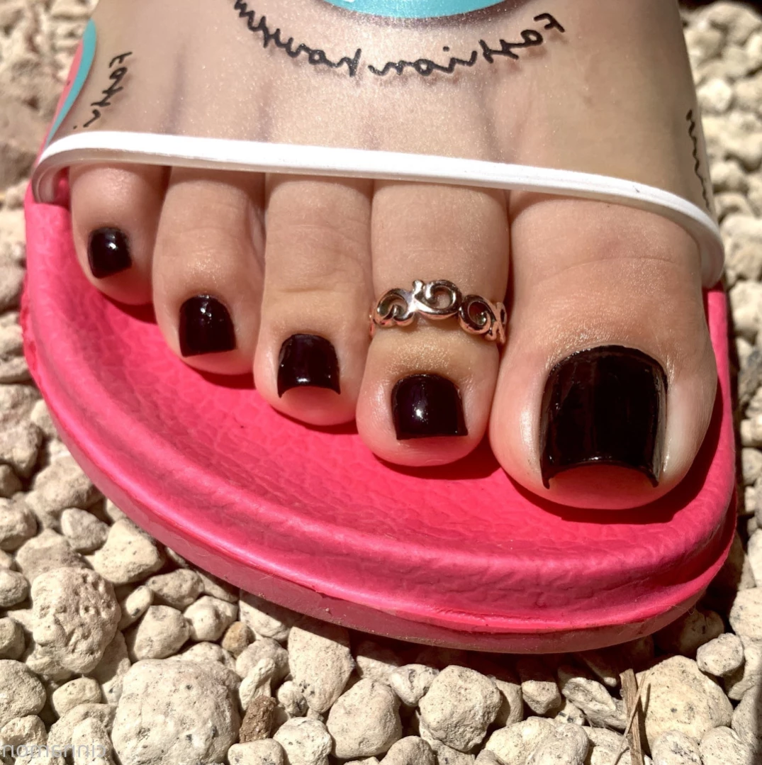 Goddess Cinnamon VIP👣👸🏻 [ cinnamonfeet2 ] Onlyfans leaked photo 11116650 on Hotleaks.tv